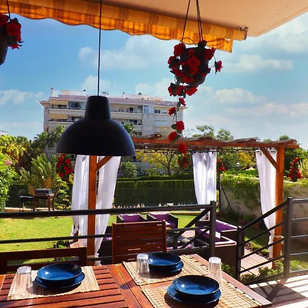Апартаменты Casa Familiar 8 Con Jardin, Bbq, Terraza, Piscina Y Playa Cerca